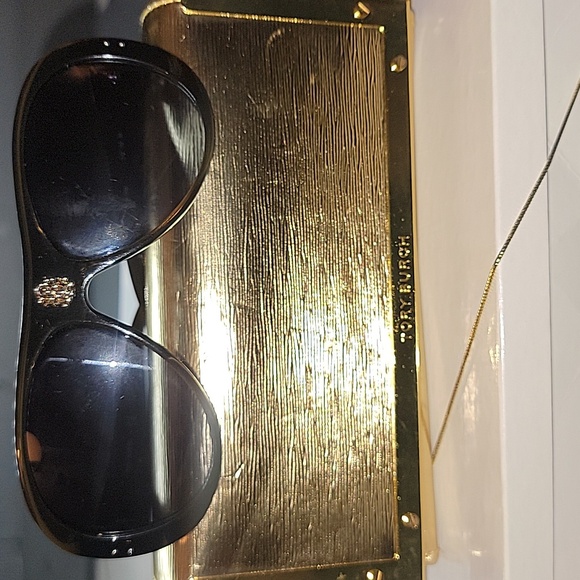 AUTHENTIC TORY BURCH AVIATOR STYLE SUNGLASSES (NEVER WORN) - Picture 3 of 5